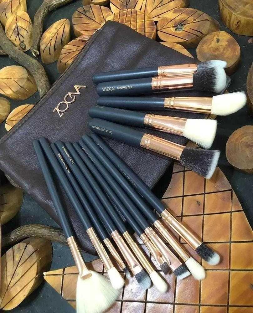 Makeup Brushes Set . Pack of 15
